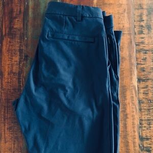 Lululemon Commission Pant, 33/32, Classic-fit, Navy Blue